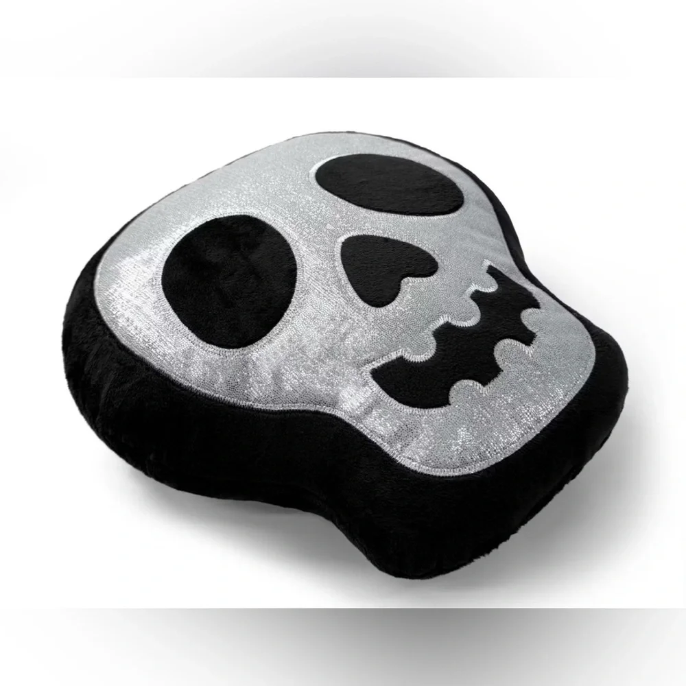 Gothic Skull Pillow - Black and Silver Pillow..